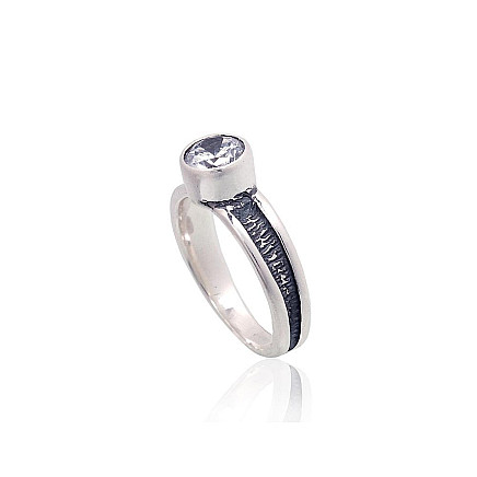 Серебряное кольцо, 18, 5.3 g, Серебро 925 проба, оксид (покрытие), Цирконы, - 2101825000010 Женские, - Серебряное кольцо, 18, 5.3 g, Серебро 925 проба, оксид (покрытие), Цирконы