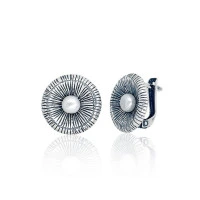 Серебряные серьги на английском замке, 4.9 g, Серебро 925 проба, оксид (покрытие), Жемчуг